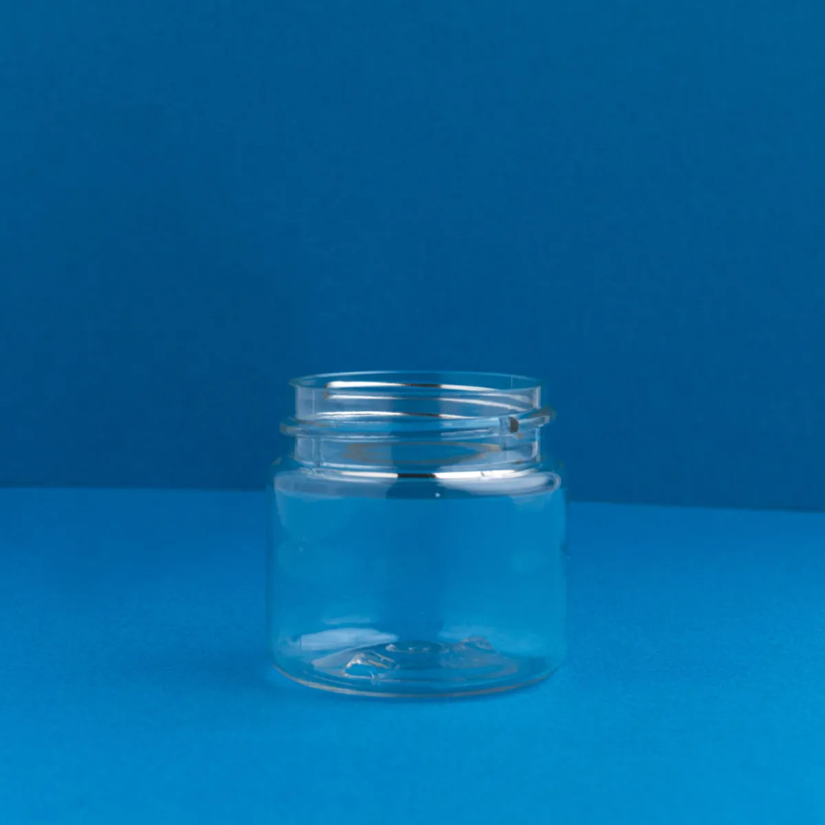 Nature's Garden 1 oz. Clear Sample Size PET Jar Outlet