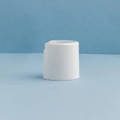 Nature's Garden White Smooth Disc Top Lids 24/410 Outlet